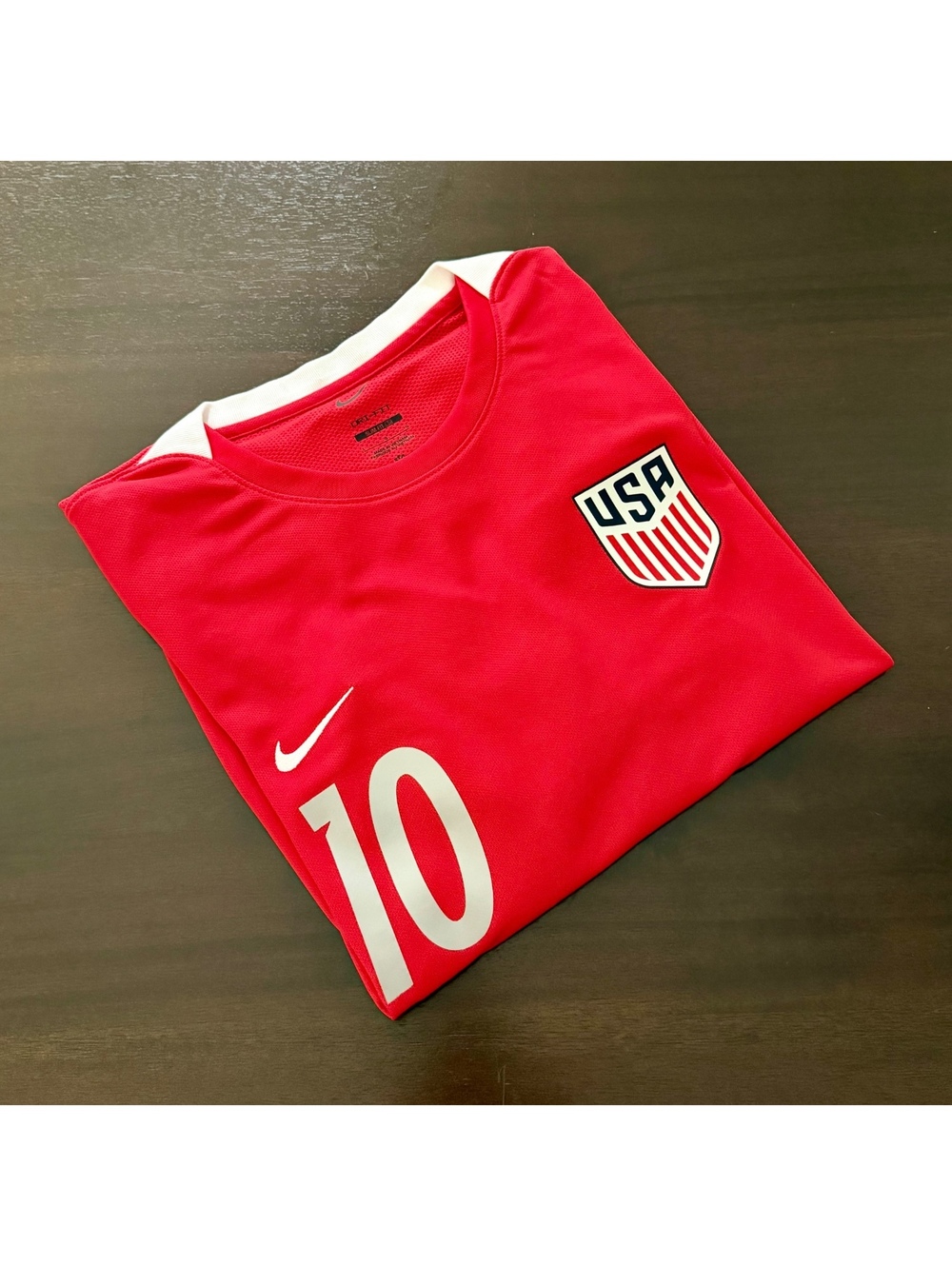 Large Nike USA Christian Pulisic Red and Silver Jersey Slim Fit